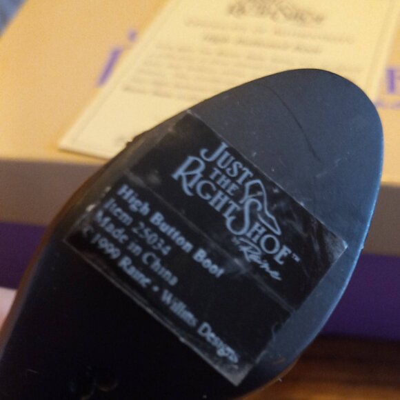 Just The Right Shoe  By Raine High Button Boot  Mini Figurine 25034 - Picture 3 of 9